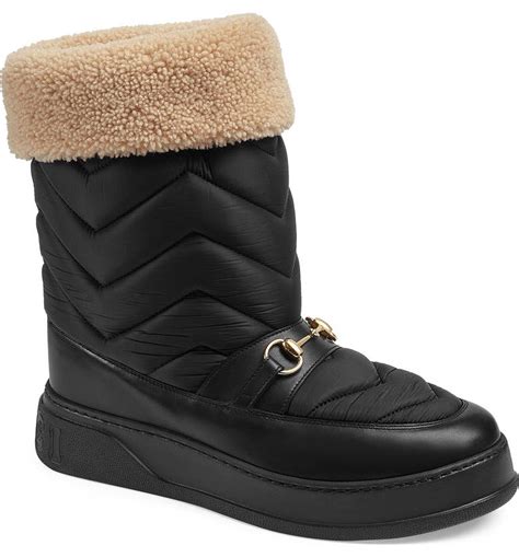 gucci woven snow boot.jpg